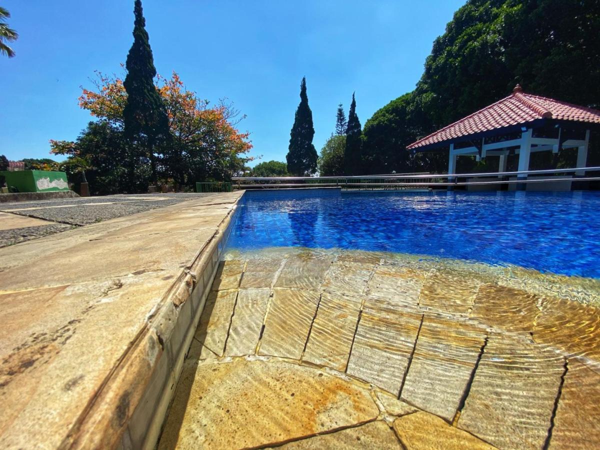 Grand Whiz Hotel Bromo Exterior foto